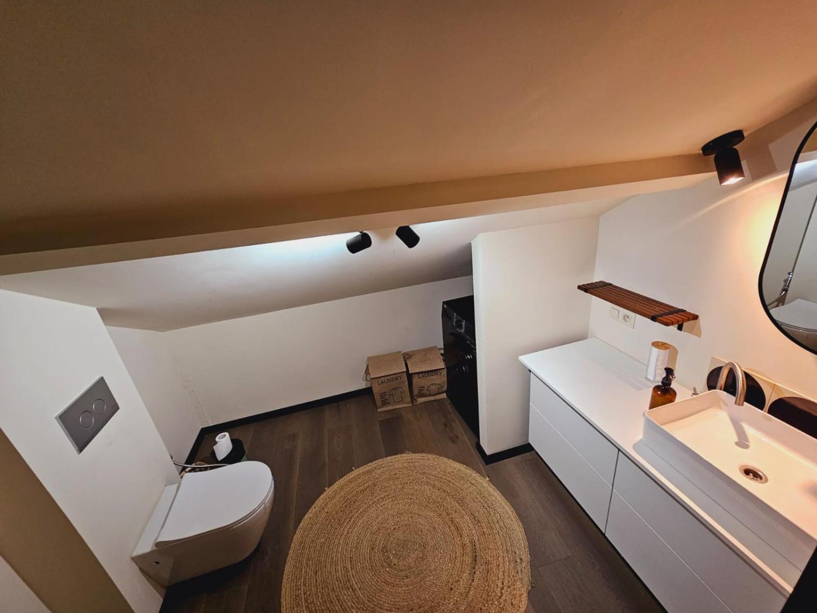 Appartement Sympathique Динан Экстерьер фото